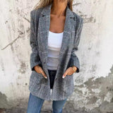 Amanda — Elegant Blazer with Check Pattern