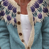 Jennifer — Knitted cardigan with floral pattern on the yoke