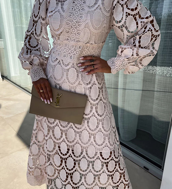 Ciara — Elegant Midi Dress