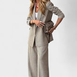 Nollaig — Elegant Outfit
