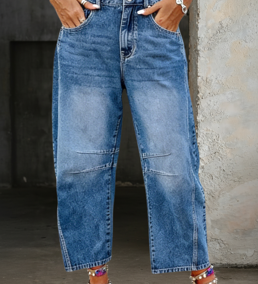 Sophie — Flared Casual Jeans