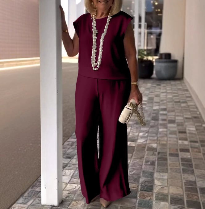 Anne — Elegant and Comfortable Set