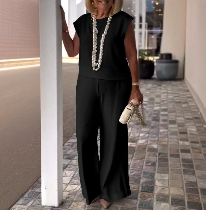 Anne — Elegant and Comfortable Set