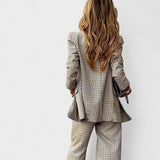 Nollaig — Elegant Outfit