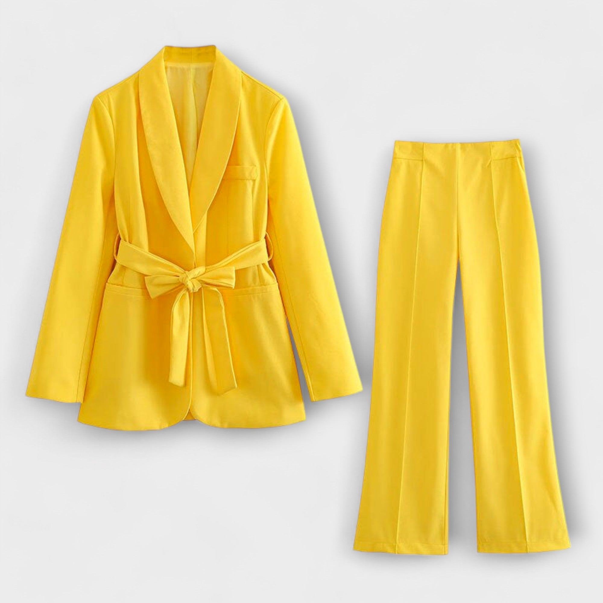 Maura — Stylish 2-Piece Set