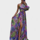 Ailbhe — Elegant and Flowing Dress