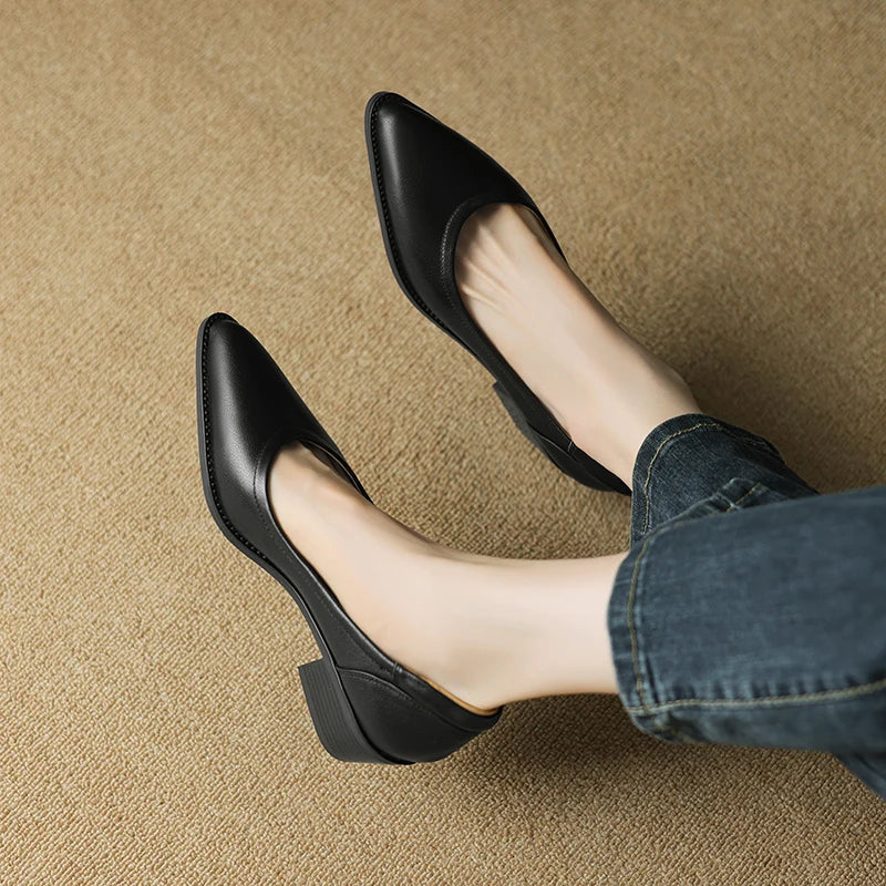Joan — Mid-Heeled Shoes