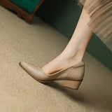 Joan — Mid-Heeled Shoes