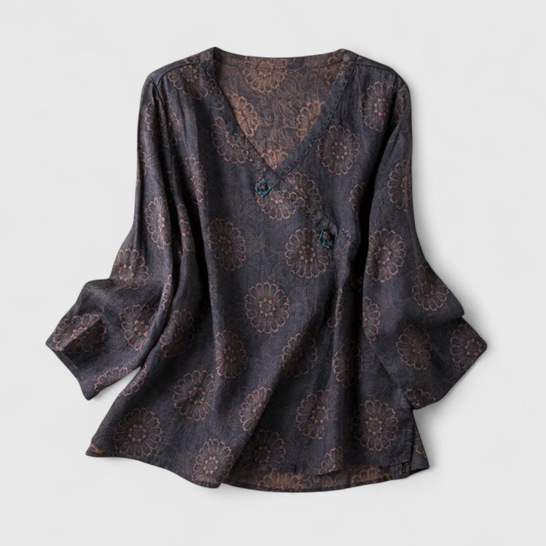 Anna — Comfortable Blouse