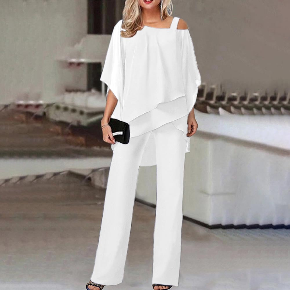 Pamela — Timeless Elegance with Exposed Shoulders