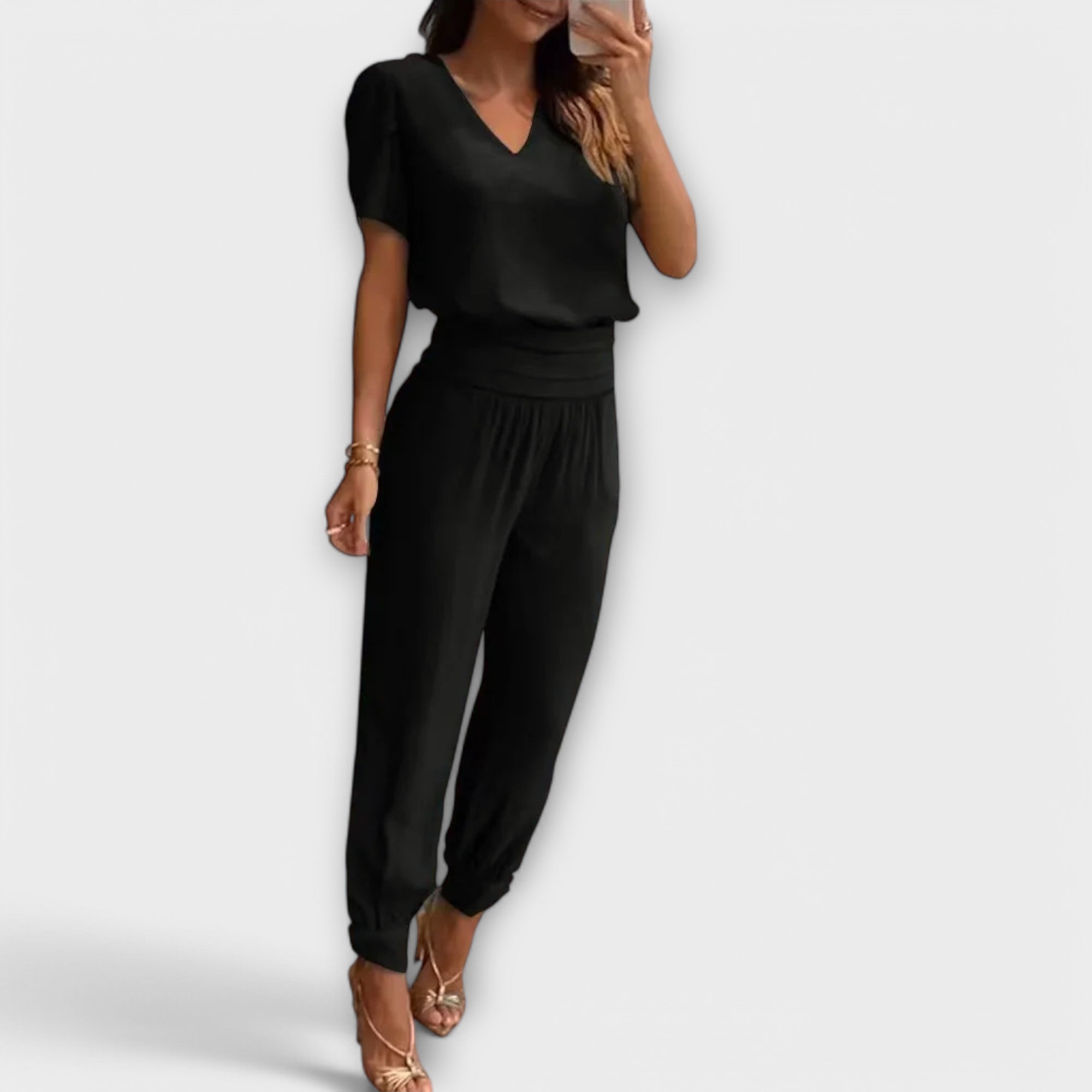 Tara — Elegant set of top and trousers