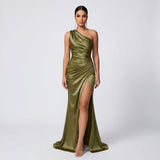 Maura — Elegant Maxi Dress