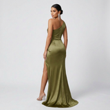 Maura — Elegant Maxi Dress
