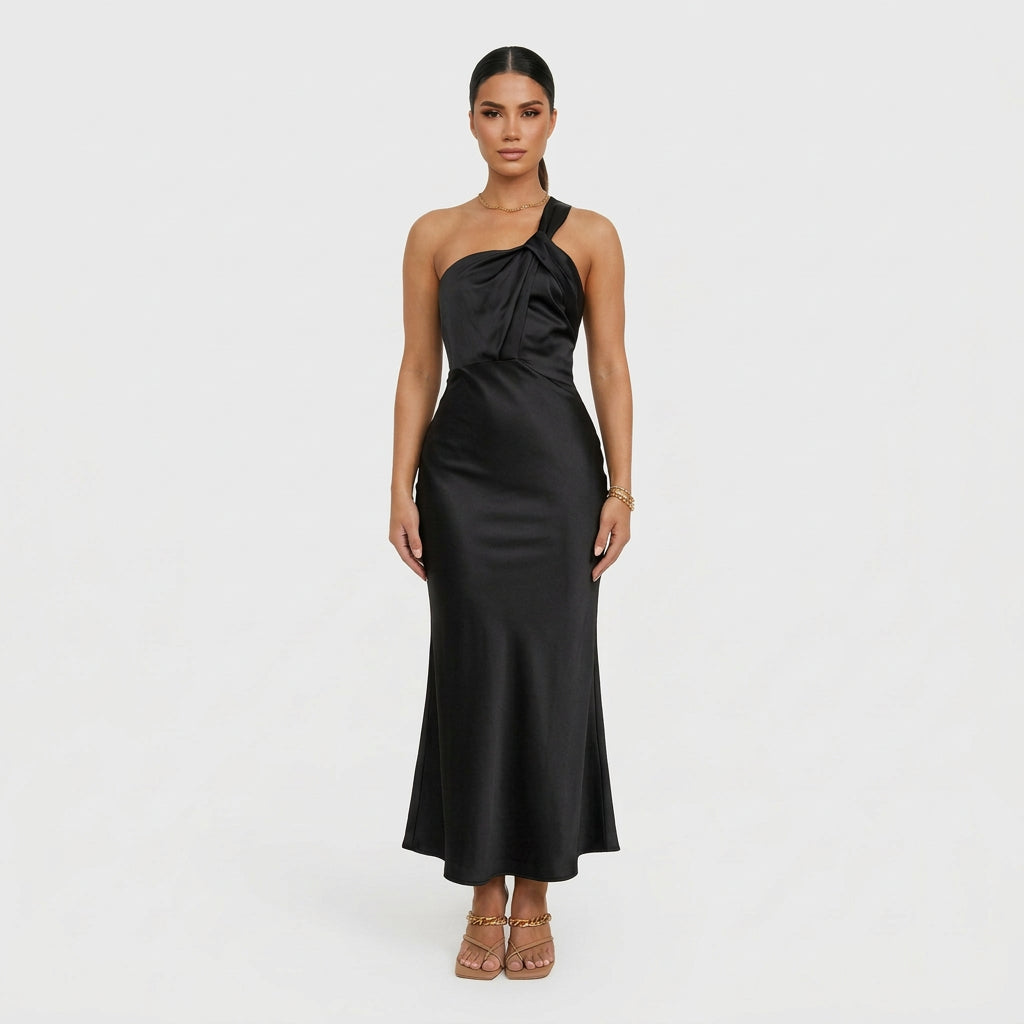 Nicola — Elegant Maxi Dress