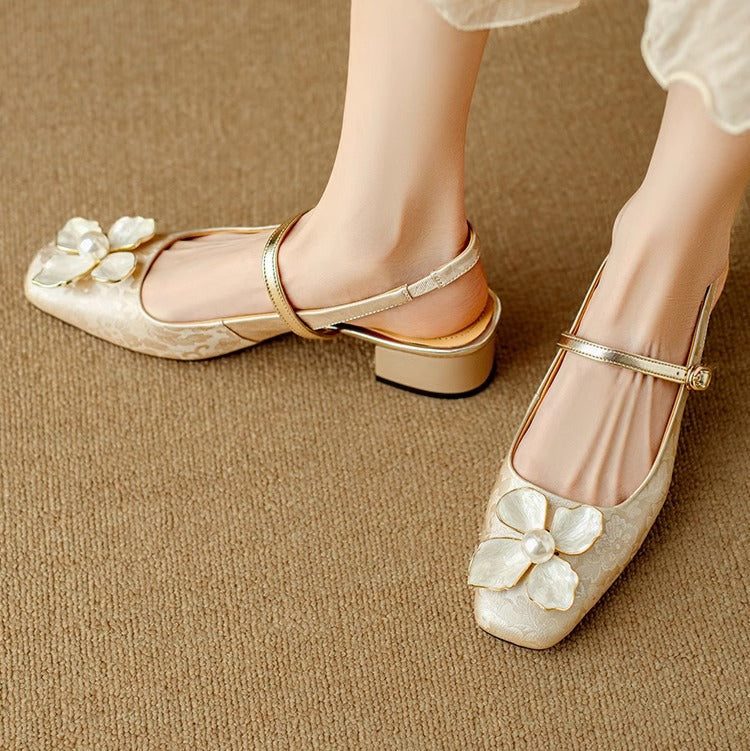 Neasa — Elegant Pumps