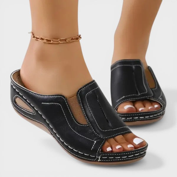 Deborah — Orthopedic Sandals