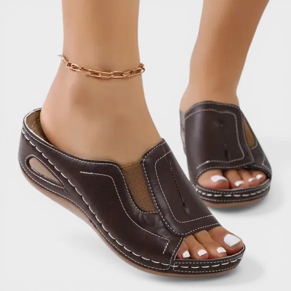 Deborah — Orthopedic Sandals